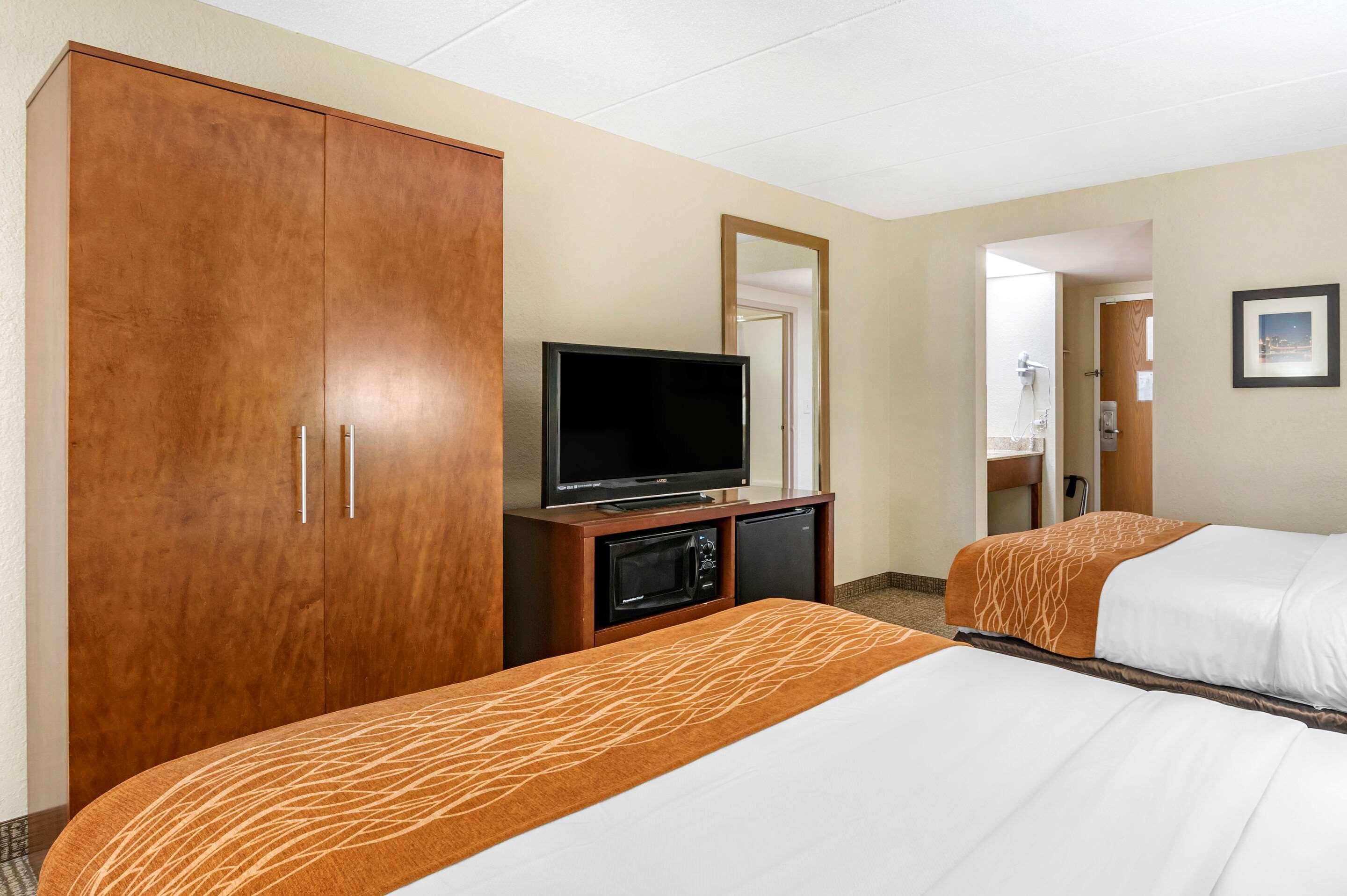 Comfort Inn Northeast Мейсон Экстерьер фото