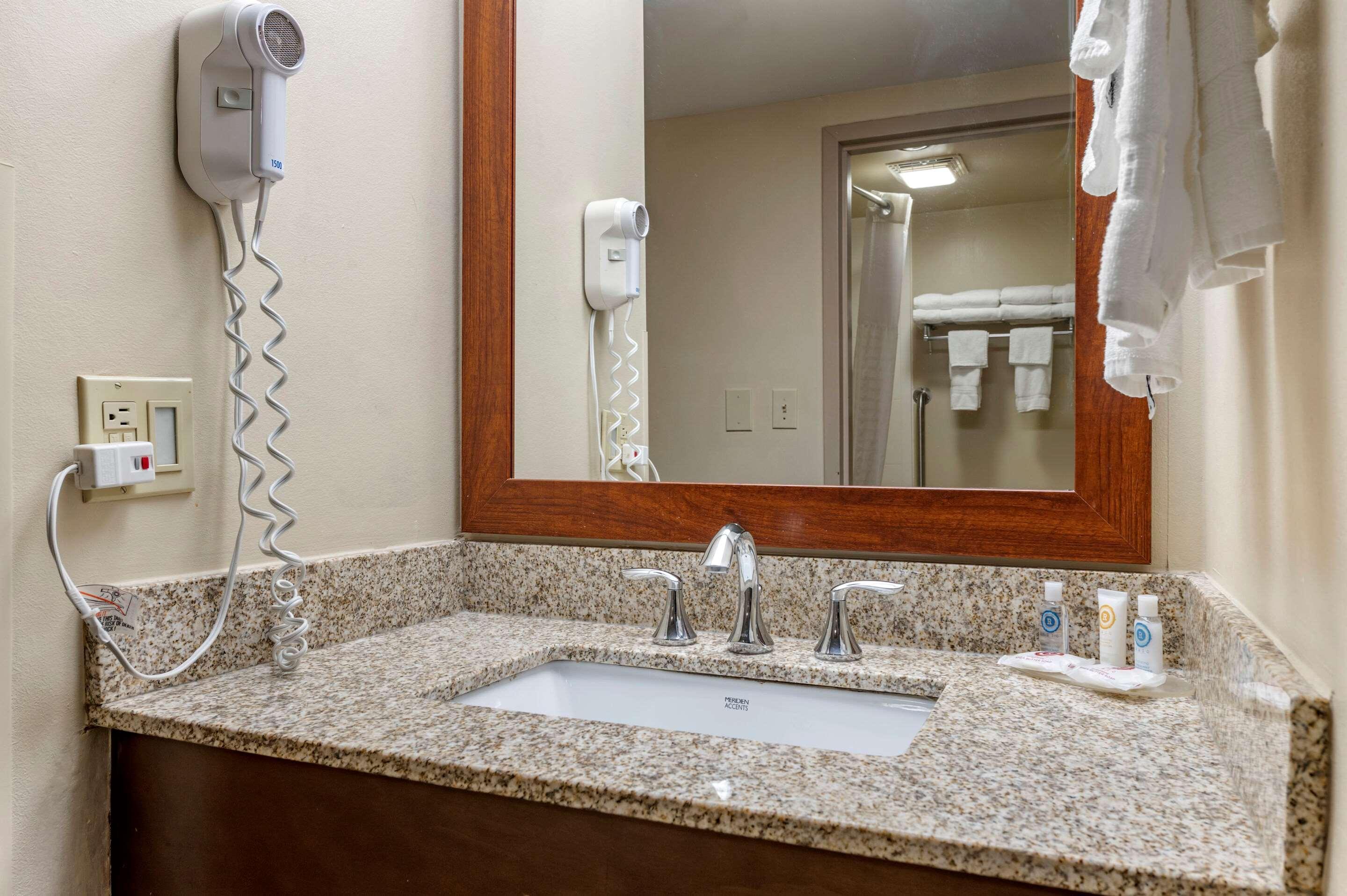 Comfort Inn Northeast Мейсон Экстерьер фото