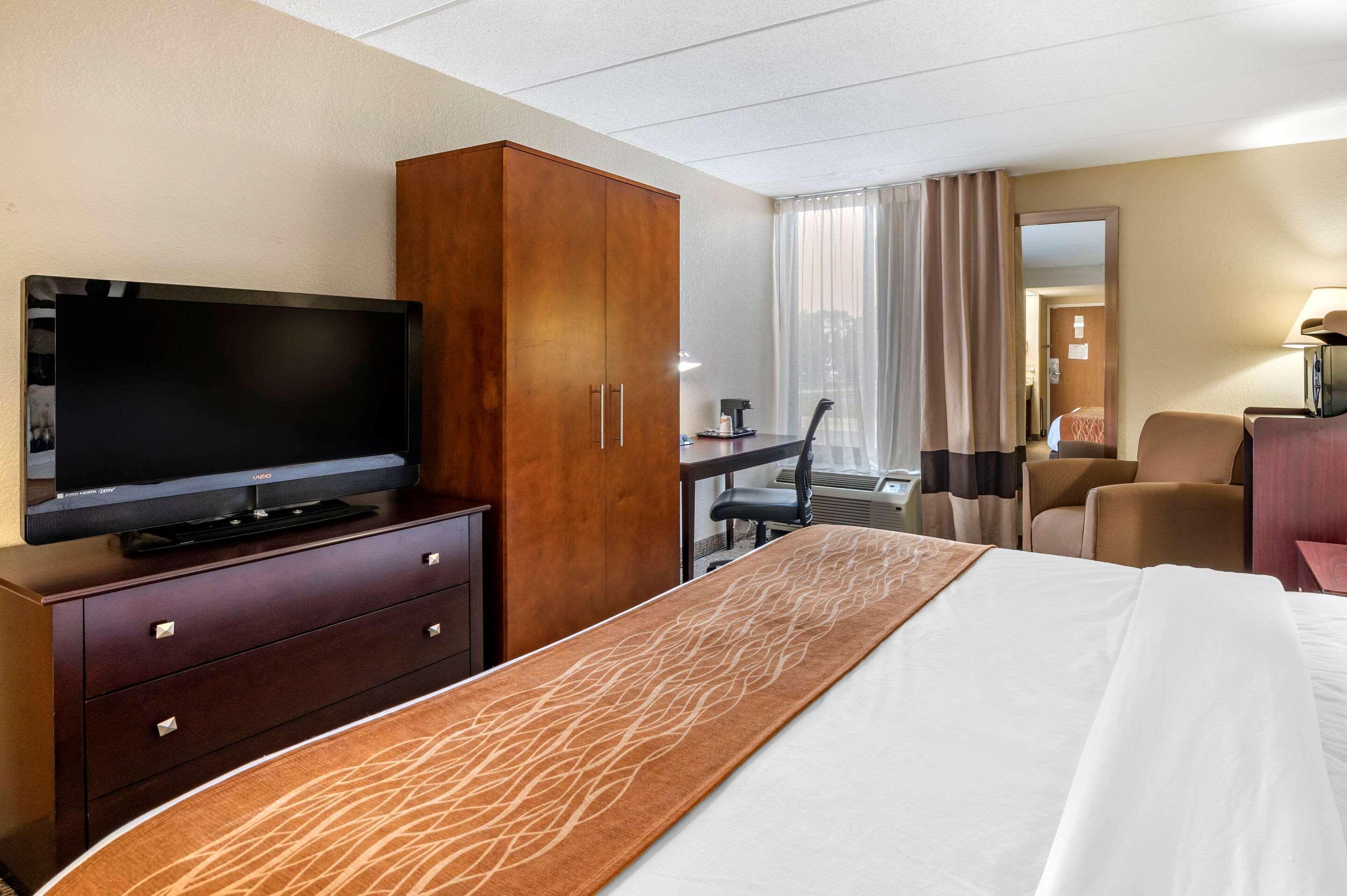 Comfort Inn Northeast Мейсон Экстерьер фото