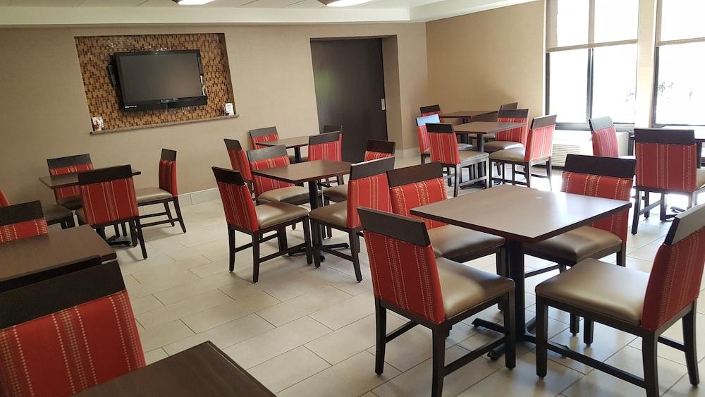 Comfort Inn Northeast Мейсон Экстерьер фото